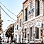 The Comelly Alaçatı