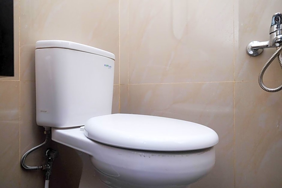 RedDoorz Syariah at Tasneem Puspowarno Semarang