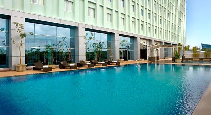 Novotel Bangka Hotel & Convention Centre
