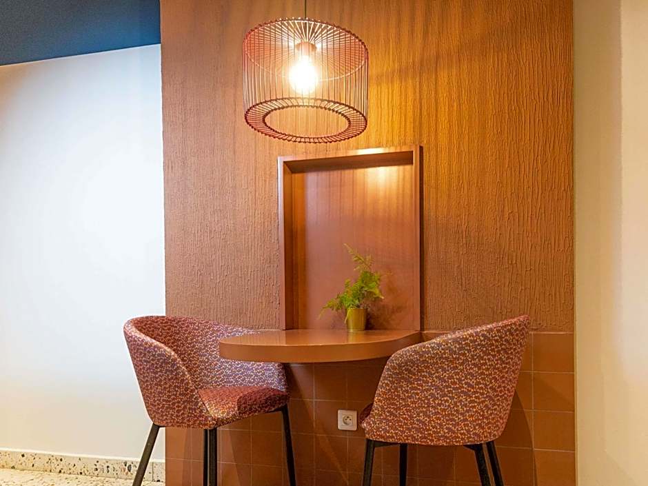 Ibis Abdelmoumen Casa