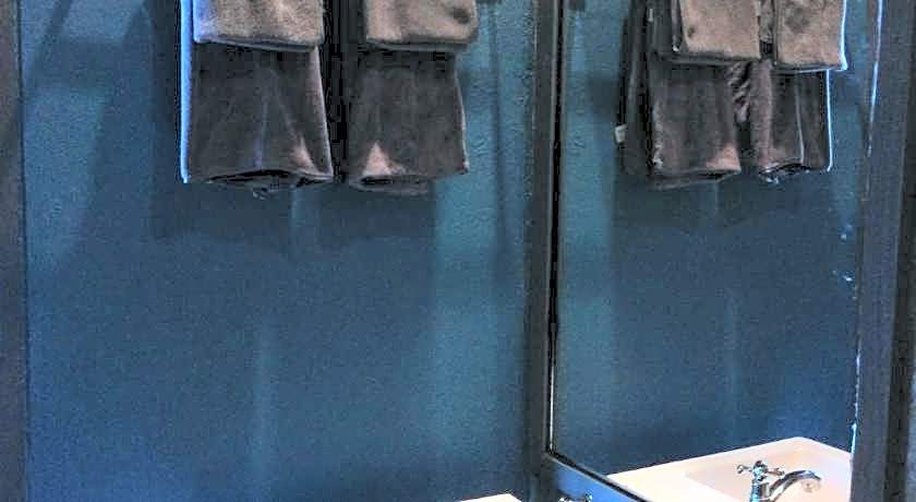 Wang Put Tan Boutique Hotel