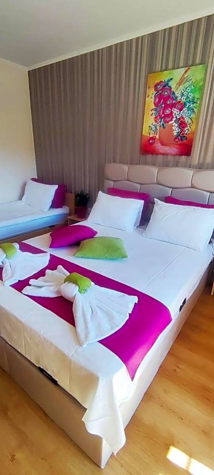 Cedar Lodge 3/4 Apartment Paradise