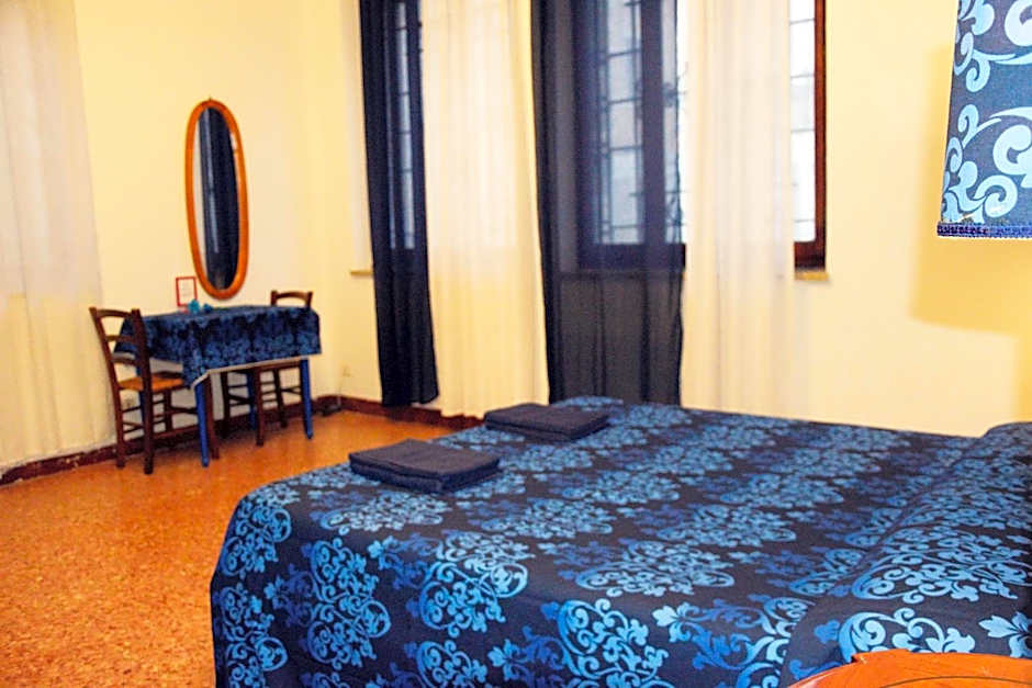 Venice Rainbow Apartment San Marco