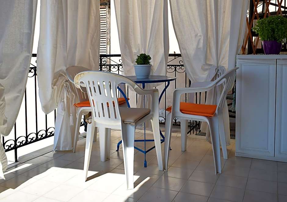 Aegina Town Cozy Escape