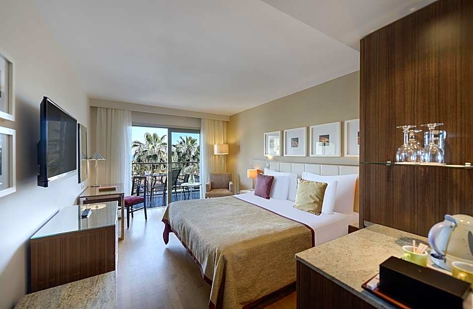 Arum Barut Collection - Ultra All Inclusive