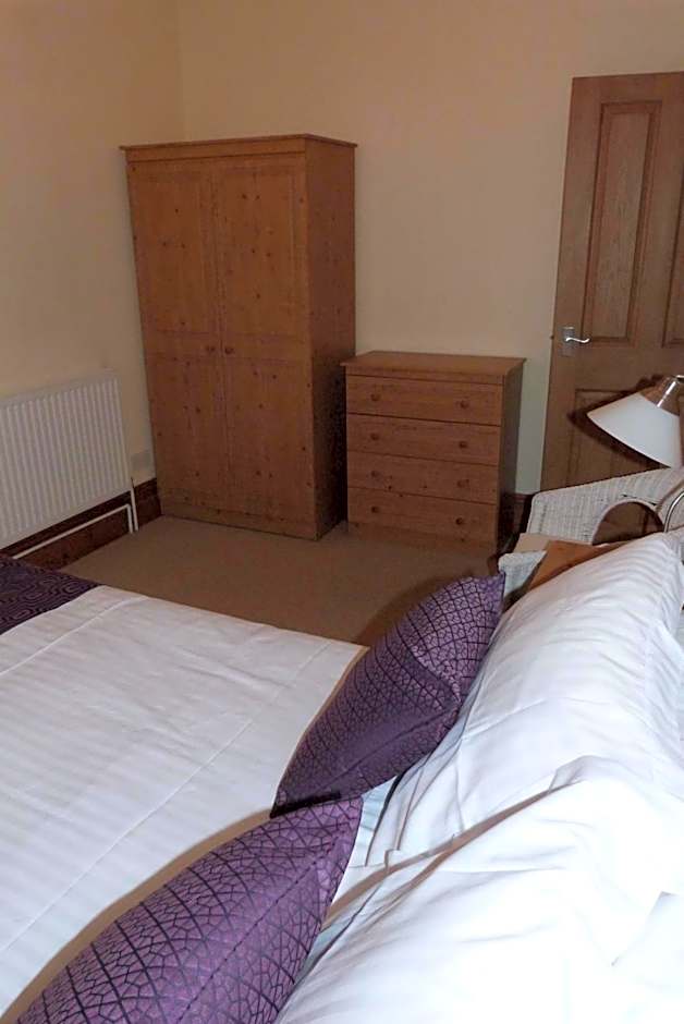 Hurst Dene Aparthotel