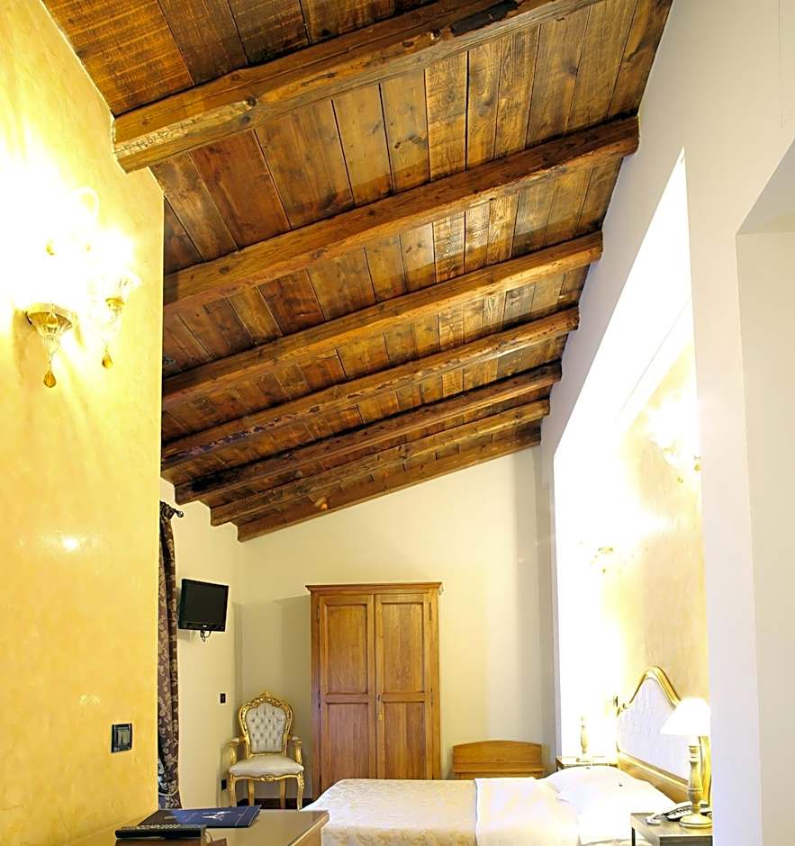 Hotel Isola Di Caprera