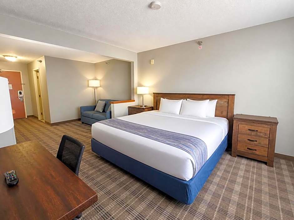 AmericInn by Wyndham Minot
