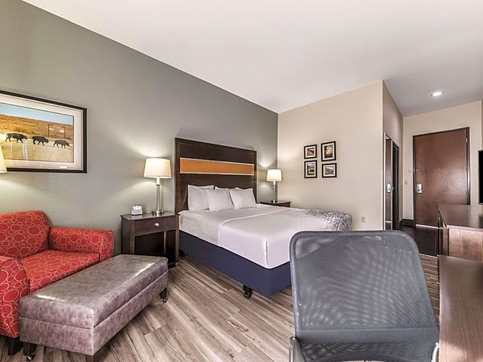 La Quinta Inn & Suites by Wyndham Tulsa - Catoosa