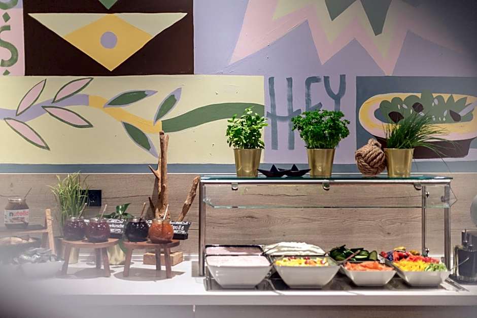 Holiday Inn - the niu, Yen Hamburg City By IHG