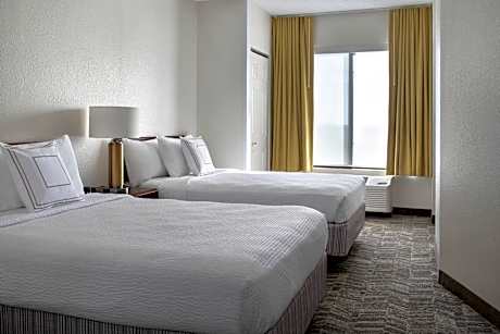 One-Bedroom Double Suite with Sofa Bed and Roll-In Shower - Mobility/Hearing Accessible