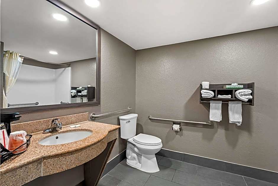 Quality Inn & Suites