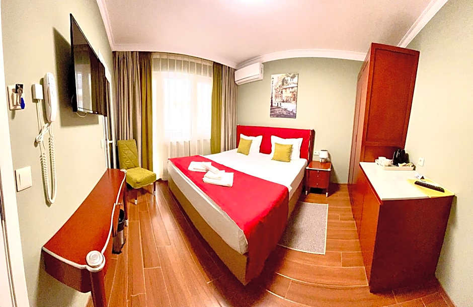 Art Green Boutique Hotel