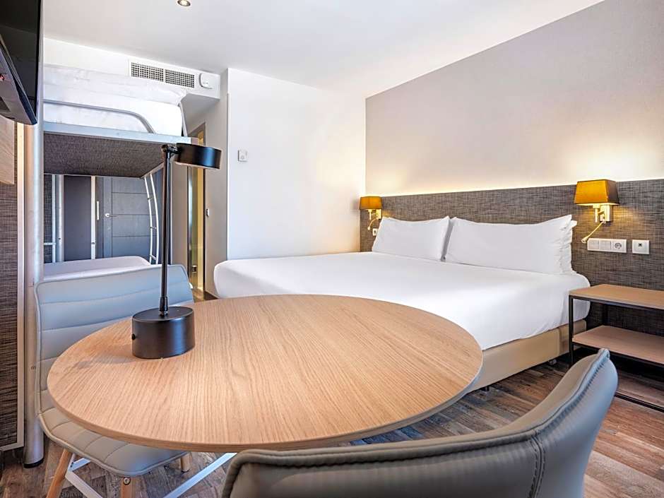 Hotel Cádiz Paseo del Mar Affiliated by Meliá