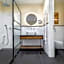Budapest Eye- Boutique Suites, by BQA