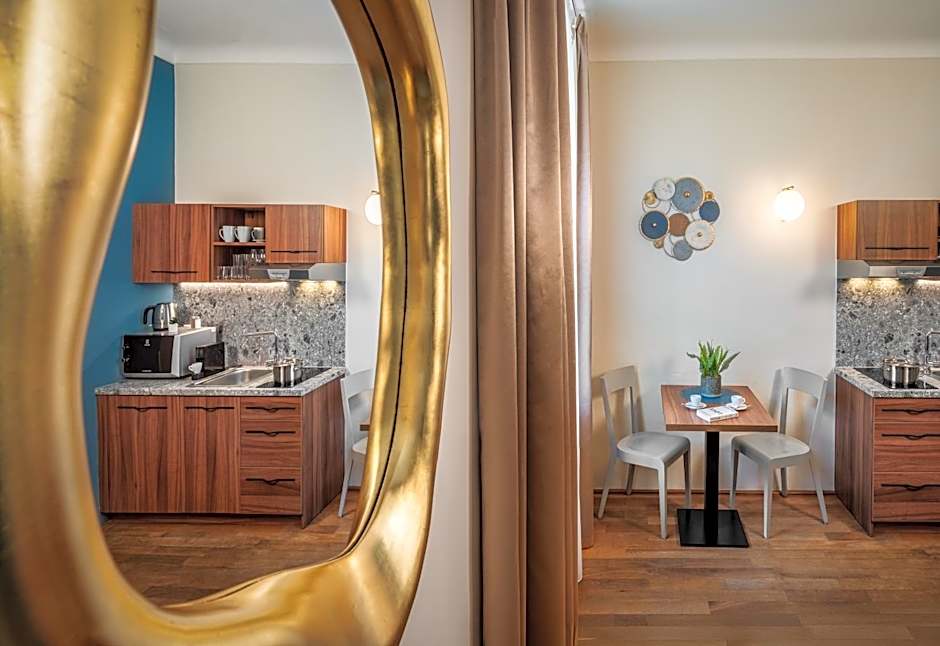 Golden Angel Suites by Adrez