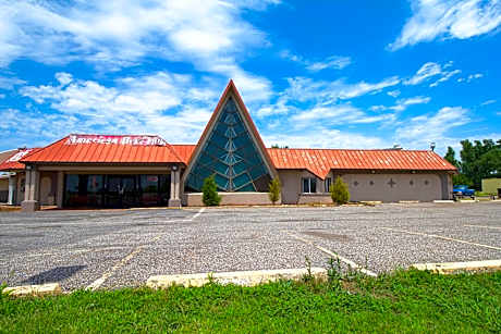 American Best Inn By OYO I-35 Perry