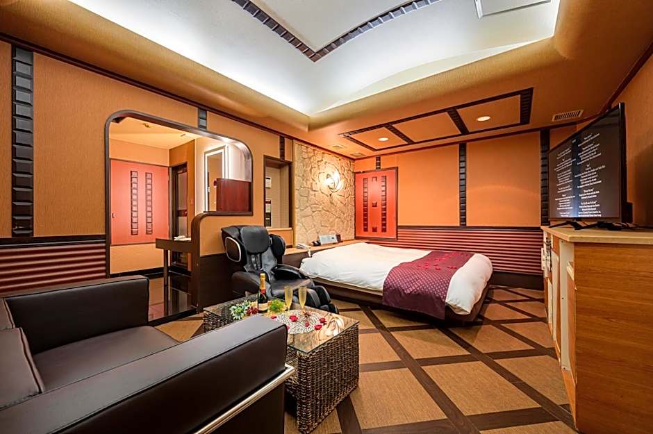 HOTEL MOBILIA (Adult Only)