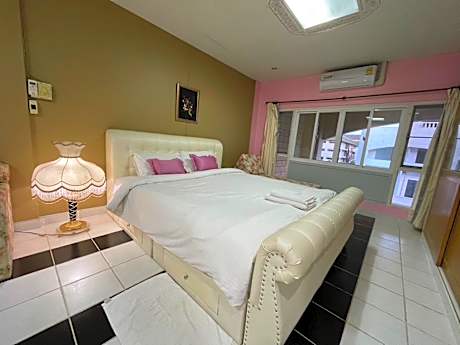 OYO 75486 Anna Residence Jomtien