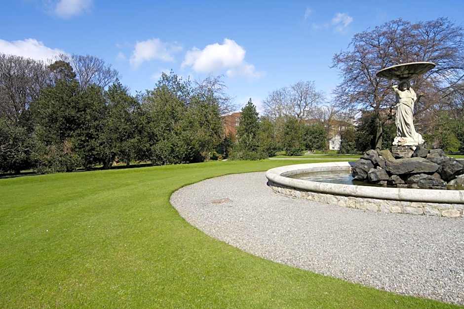 Stauntons on the Green Hotel