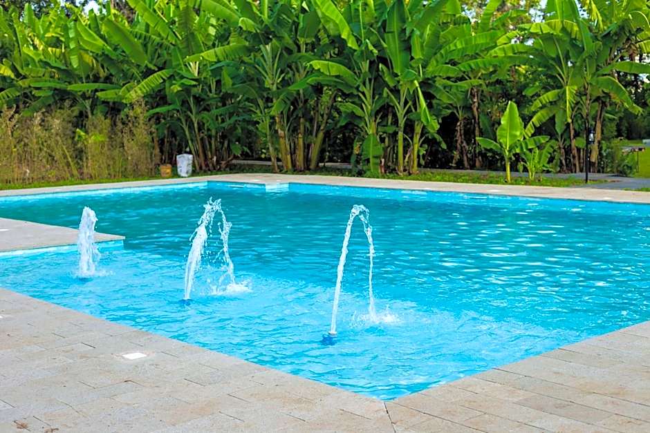 Shose Farmhouse Chalets & Campsite