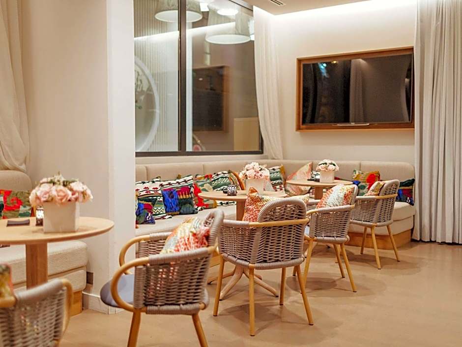 Hotel Croisette Beach Cannes - MGallery