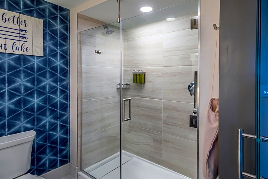 DoubleTree by Hilton Hot Springs