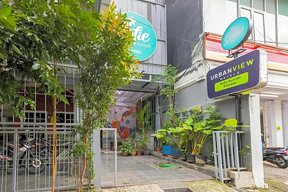 Urbanview Hotel Syariah Near Gelora Delta Sidoarjo