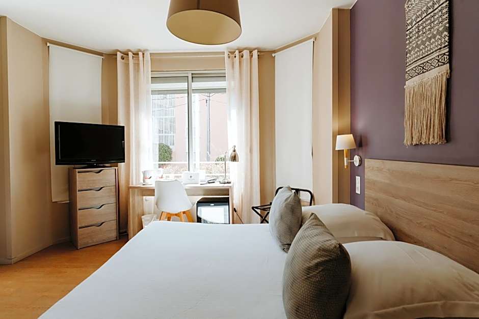 Hôtel Le Petit Castel