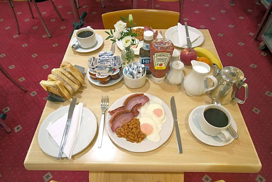 Balmoral House Hotel