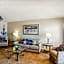 Beach Palms- Unit 102