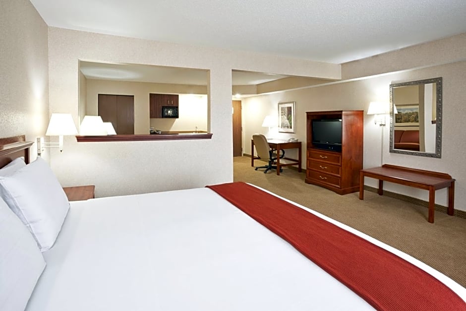 Holiday Inn Express Hotel & Suites Bowling Green