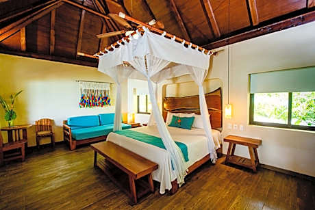 Deluxe Bungalow
