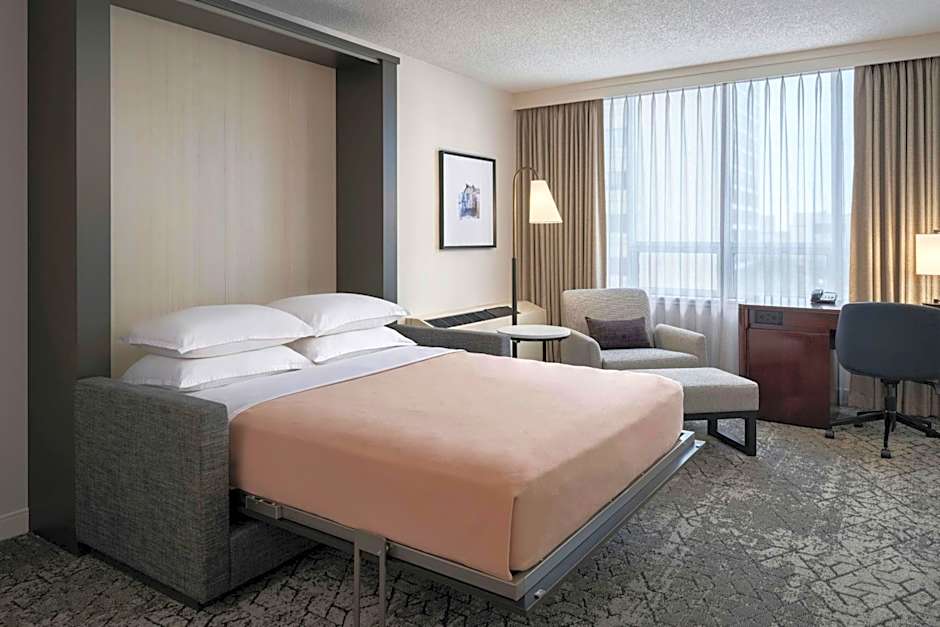 Sheraton Cavalier Hotel Saskatoon