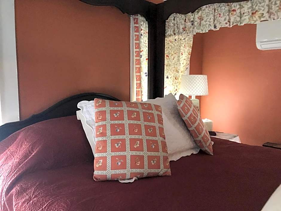 The Monadnock Inn
