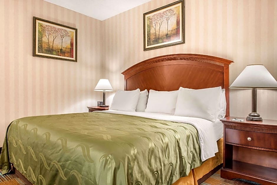 Quality Inn & Suites Miamisburg - Dayton South