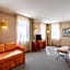 PHI Hotel Astoria