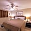 Sunsets at Summit 108b, free WI-FI, parking and AC