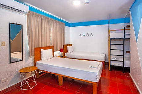 Standard Room (Quad), Private Bathroom