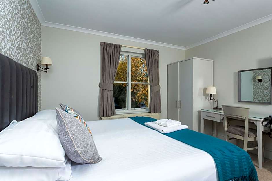 The Dog & Bear Hotel