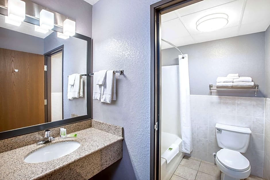 AmericInn by Wyndham Ankeny/Des Moines