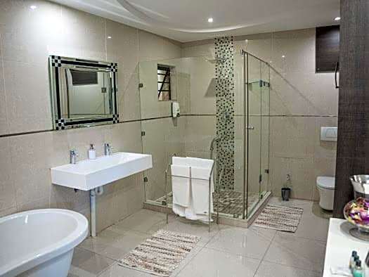 196 On Victoria Bed & Breakfast