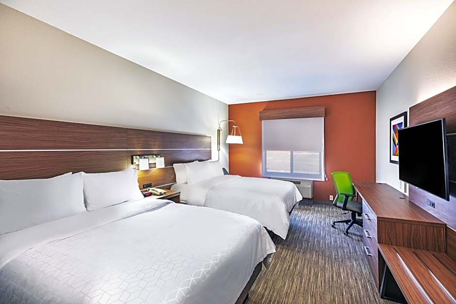 Holiday Inn Express Hotel & Suites Pryor By IHG