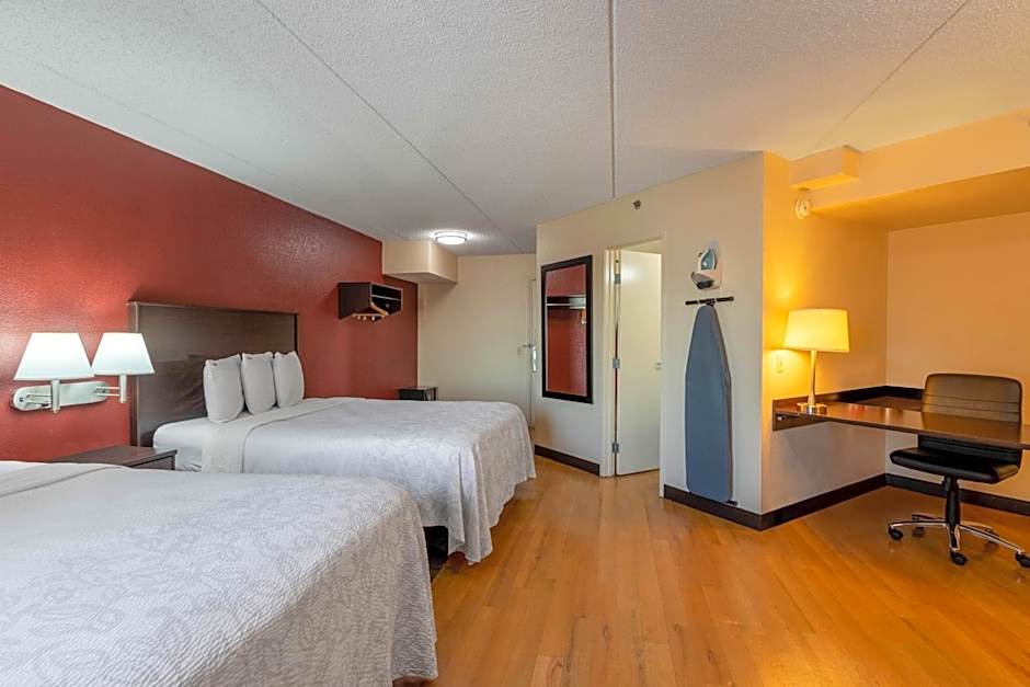 Red Roof PLUS+ El Paso East