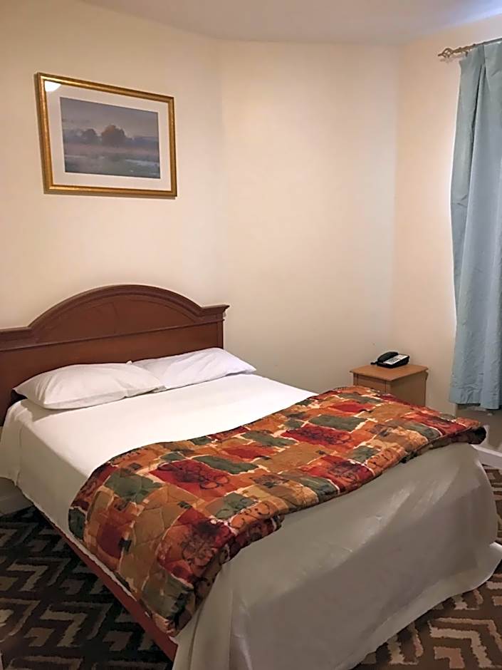 Waterbury Big Apple Motel