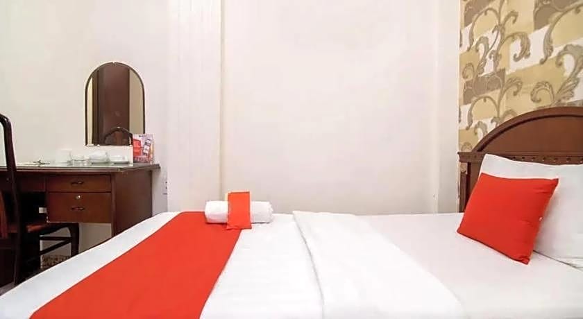 Tan Hoang Long Hotel Nguyen Van Cu