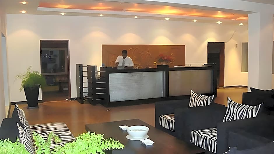 Golden Star Beach Hotel