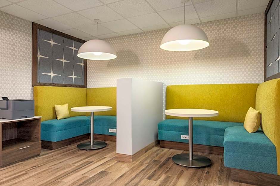 Hampton Inn By Hilton & Suites Springfield