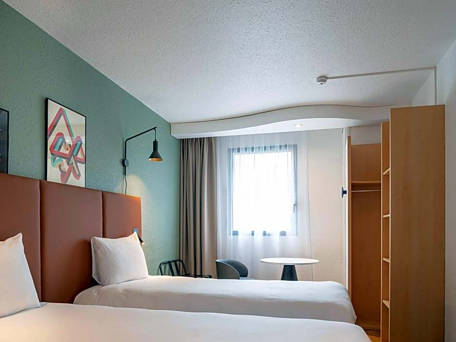 ibis Bayeux Port En Bessin