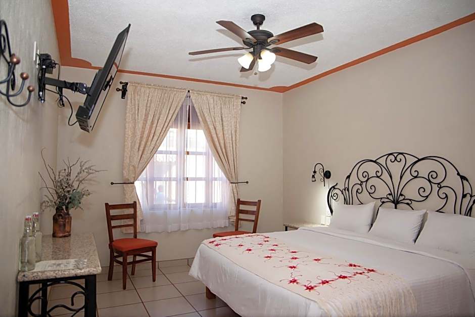 Encanto de la Sierra Hotel